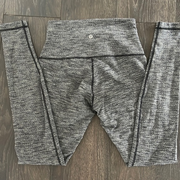 lululemon athletica Pants - Lululemon leggings